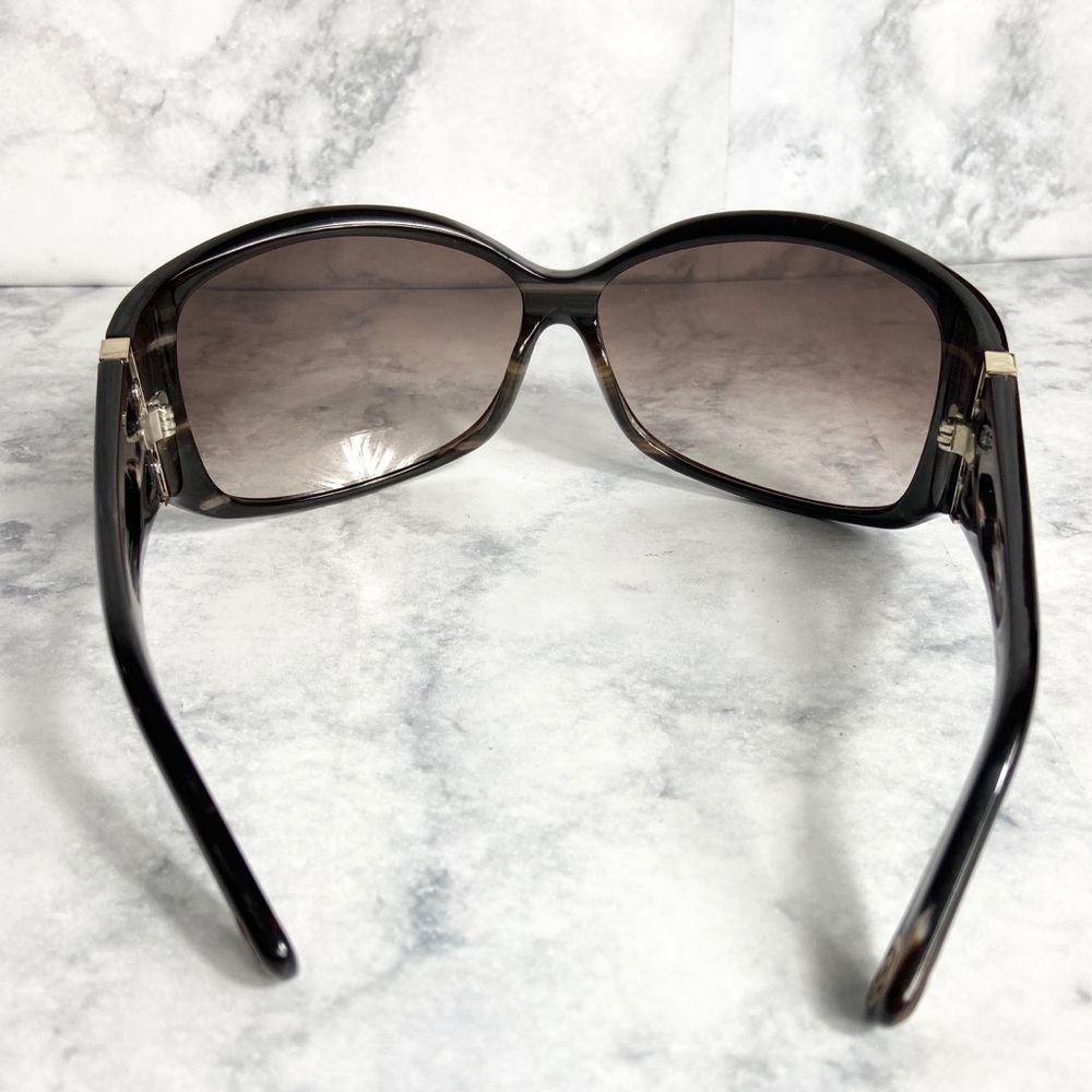 SOLD Oscar de la Renta Sunglasses - Picture 3 of 8